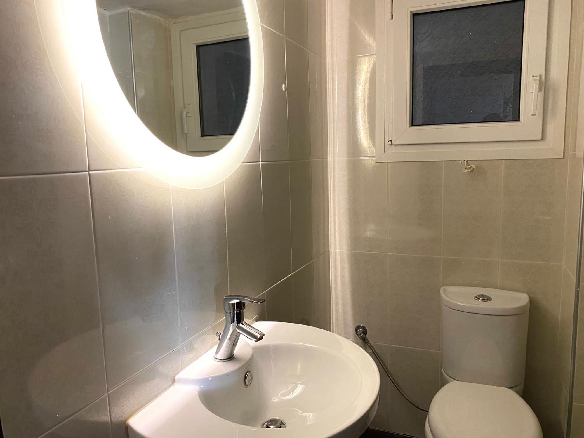 Avia Luxury With Hydromassage Apartment *